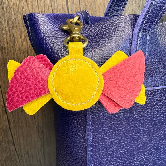 Portland Leather Candy Keychain Portland Leather NAPLES FAST SHIP NEW - Picture 2 of 4